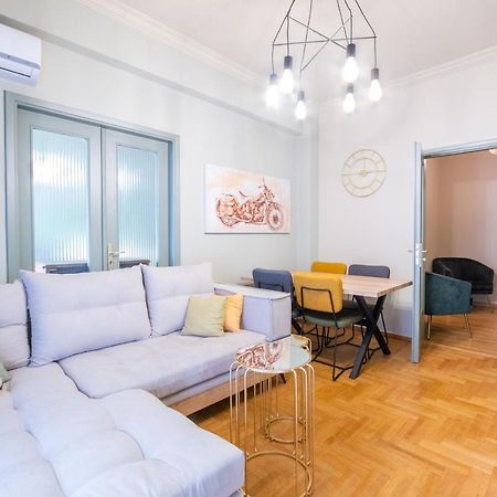 Vintage House Near Downtown Apartment Athena Bagian luar foto
