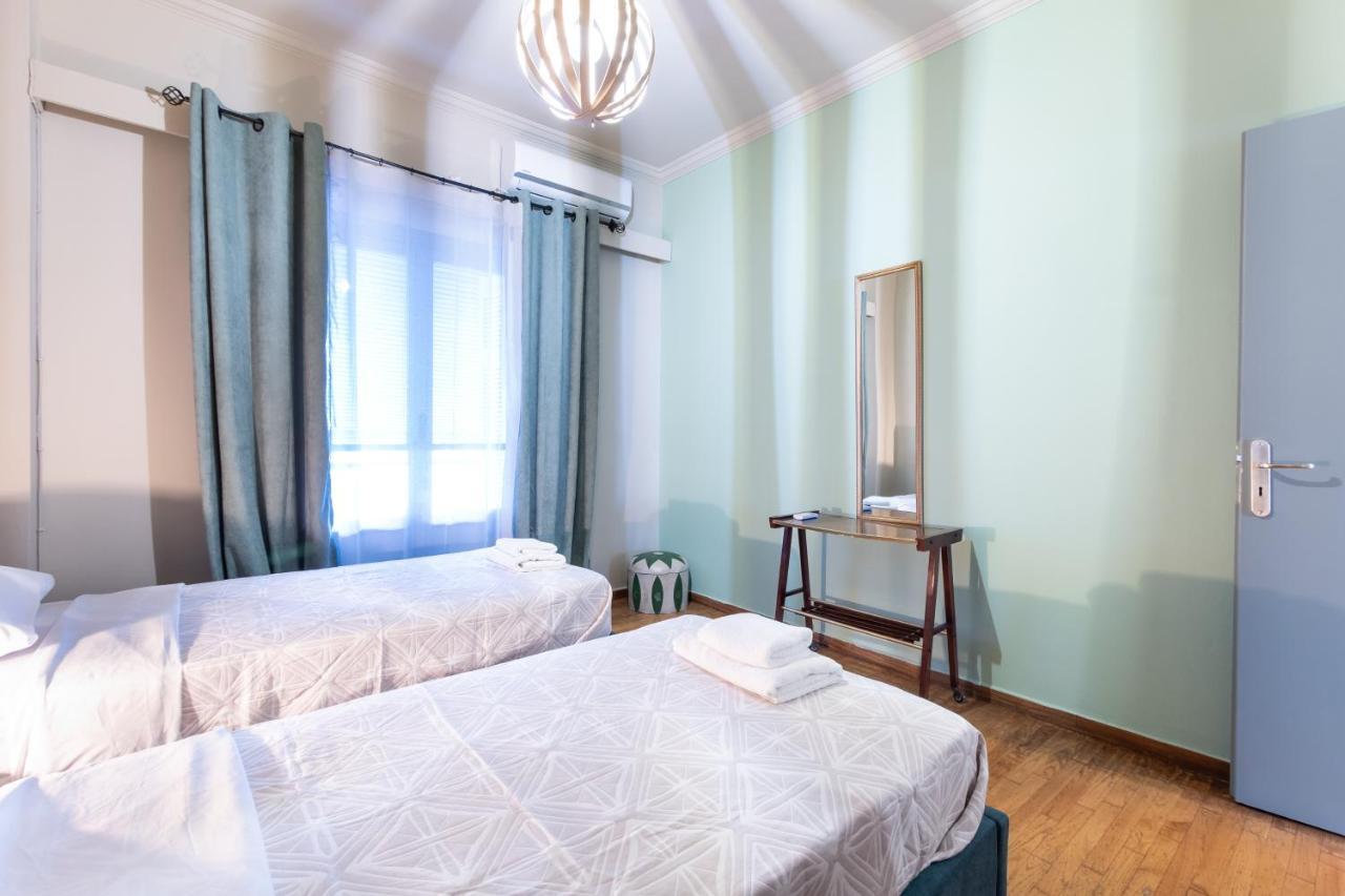 Vintage House Near Downtown Apartment Athena Bagian luar foto