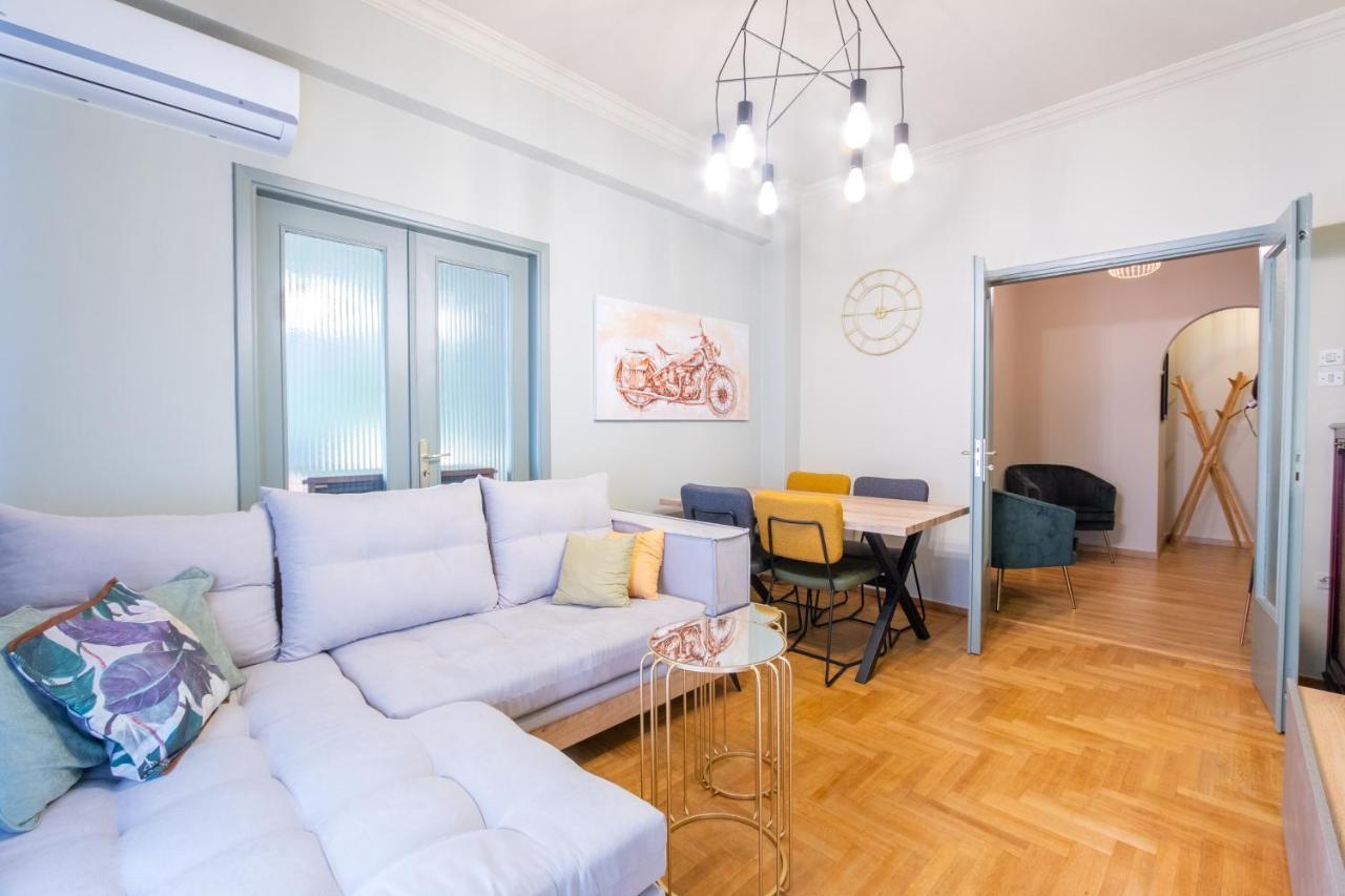 Vintage House Near Downtown Apartment Athena Bagian luar foto